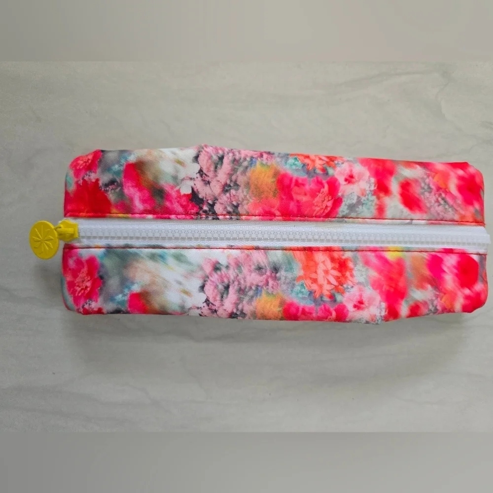Athleta Supergoop! Floral Cosmetic Bag - Picture 8 of 11
